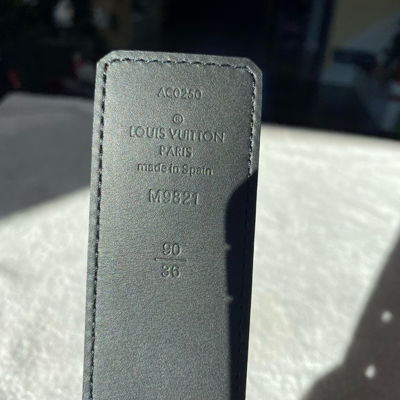 LV INITIALES 30MM REVERSIBLE - Picture 10 of 12